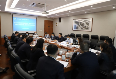 貴州省地方金融監(jiān)督管理局黨組成員、副局長郭盛一行到貴州陽光產(chǎn)權(quán)、貴州環(huán)交所調(diào)研座談并宣講貴州省第十三次黨代會精神