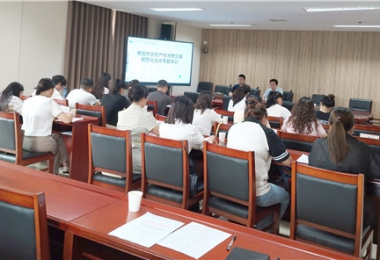 省農(nóng)交貴陽運(yùn)營(yíng)中心在貴陽市云巖區(qū)成功開展貴陽市農(nóng)村產(chǎn)權(quán)流轉(zhuǎn)交易規(guī)范化試點(diǎn)建設(shè)專題培訓(xùn)會(huì)