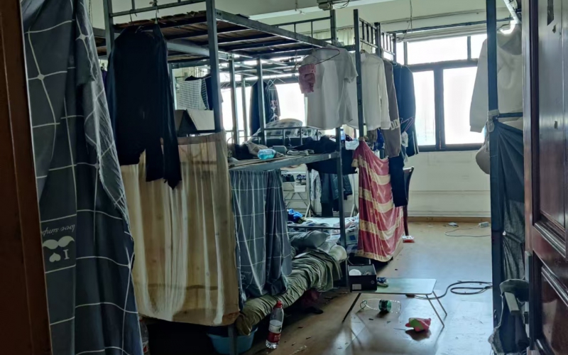 貴州省機關(guān)事務管理局國有資產(chǎn)管理服務中心貴陽市南明區(qū)花溪大道北段128號靈達新苑B棟3層1-3號、4層1號房屋資產(chǎn)招租