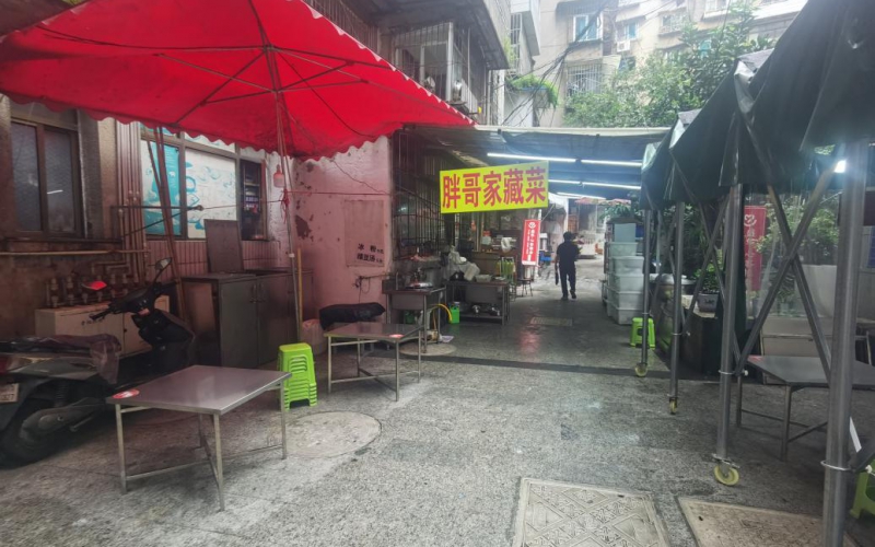 護(hù)國路153號(hào)3單元8層22號(hào)住宅轉(zhuǎn)讓（持有方：貴州省機(jī)關(guān)事務(wù)管理局國有資產(chǎn)管理服務(wù)中心）(二次掛牌)